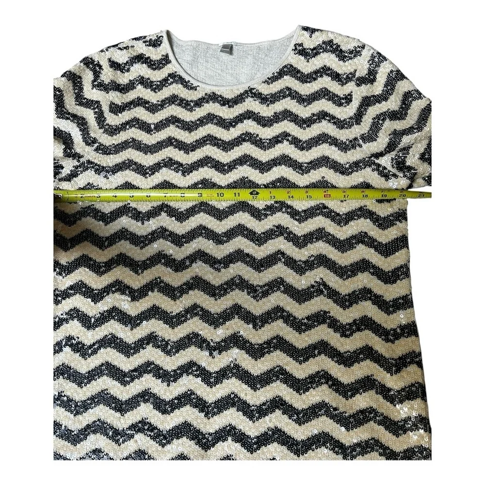 J. Crew Zip Zap Sequin White Cream and Black Top Size Xl Retail $138